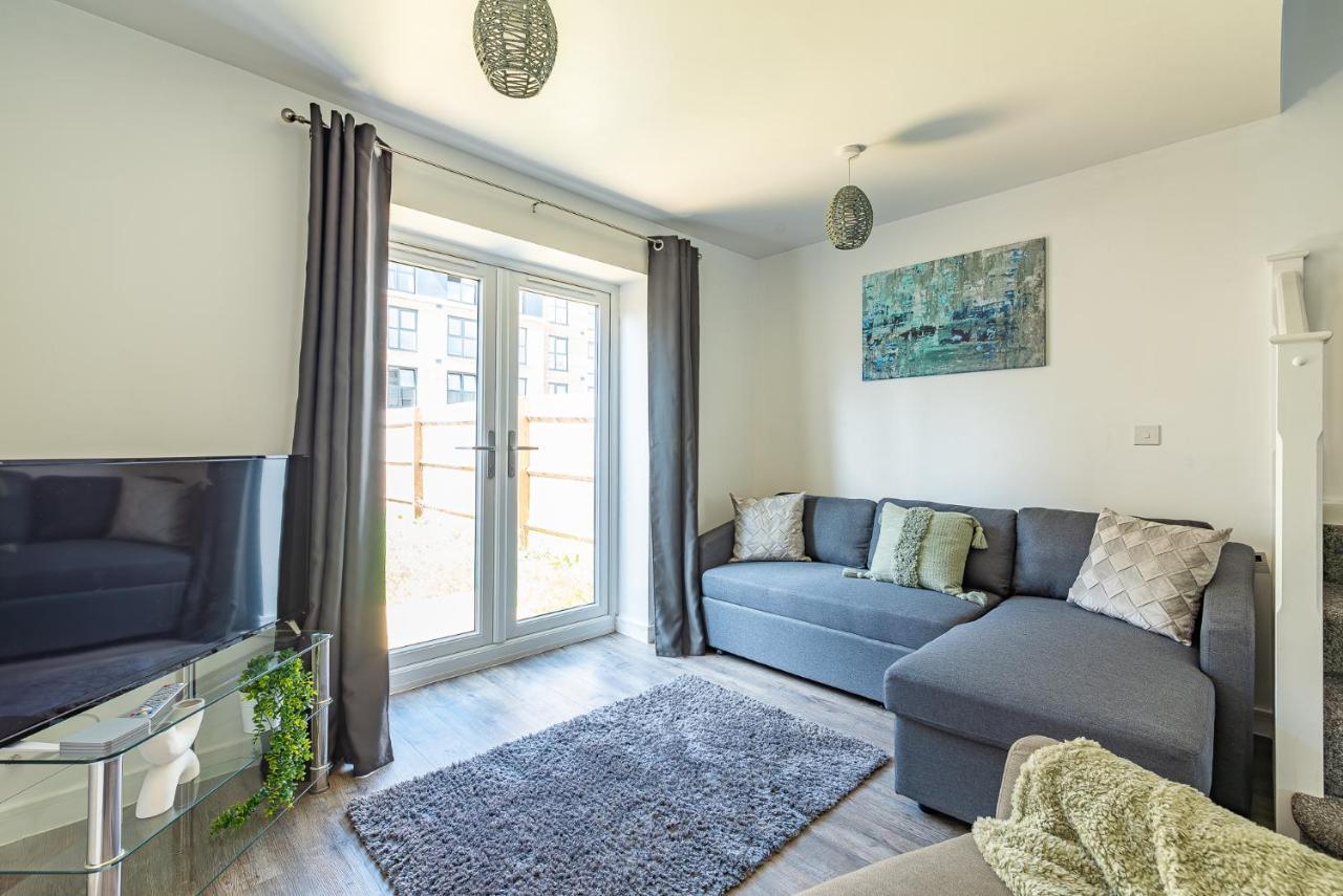 Beautiful New House In Derby For Up To 5 Guests, Suitable For Families Contractors Nhs Staff Etc Bagian luar foto